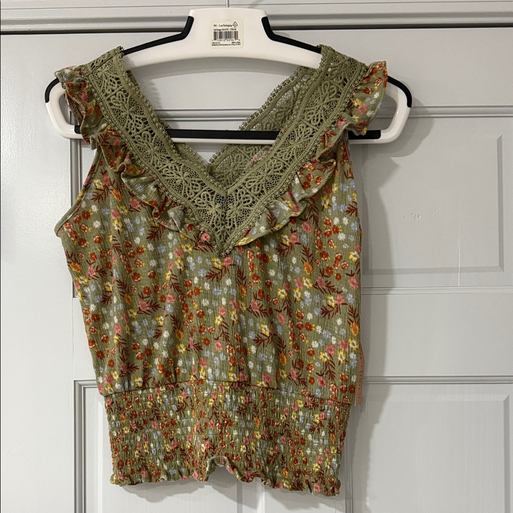 Floral Green Lace Trim Women's Top